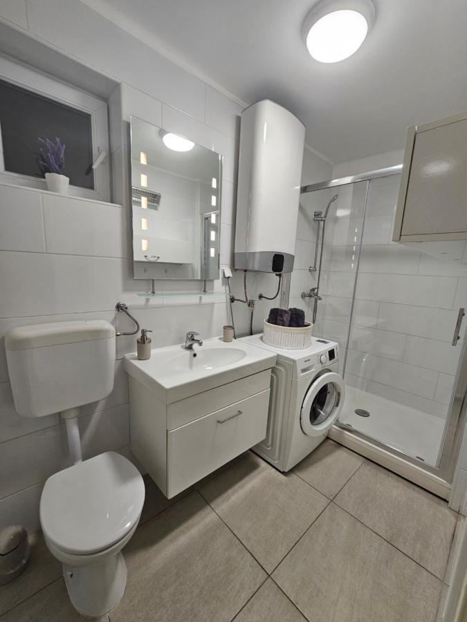 Apartment Aria ヴィンコヴツィ エクステリア 写真