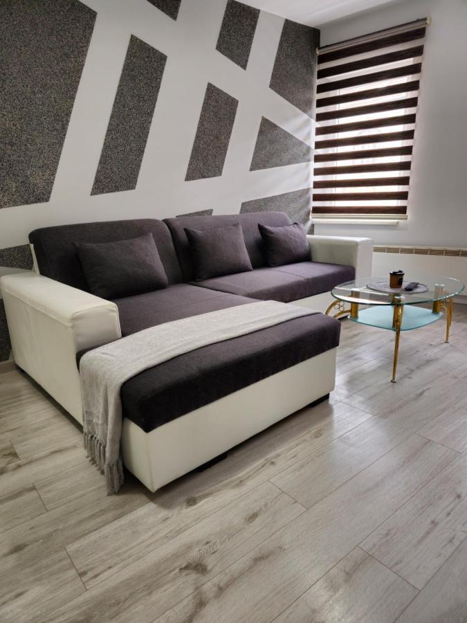 Apartment Aria ヴィンコヴツィ エクステリア 写真